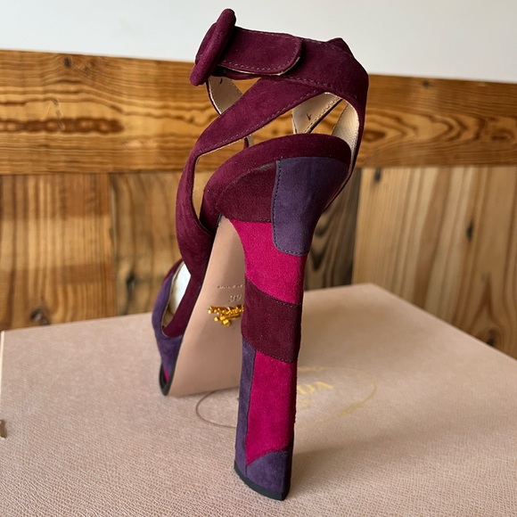 NWT Prada Platform Heels - Picture 2 of 5